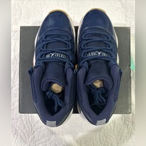 Air Jordan 11 Retro Low Mid Navy/ Gum Big Kids 528896-505 Shoes Youth Size 5 New